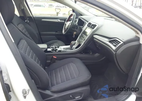 2016 Ford Fusion Se z USA, uszkodzony, nr VIN 1FA6P0H78G5109364